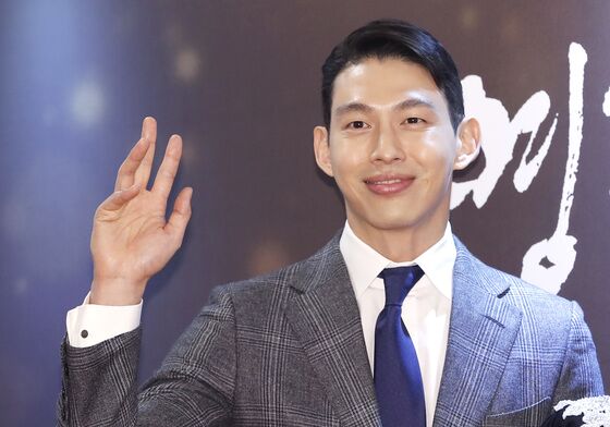 UN 출신 최정원, 스토킹 혐의로 입건…흉기까지? 부인 '자해 시도한 것"