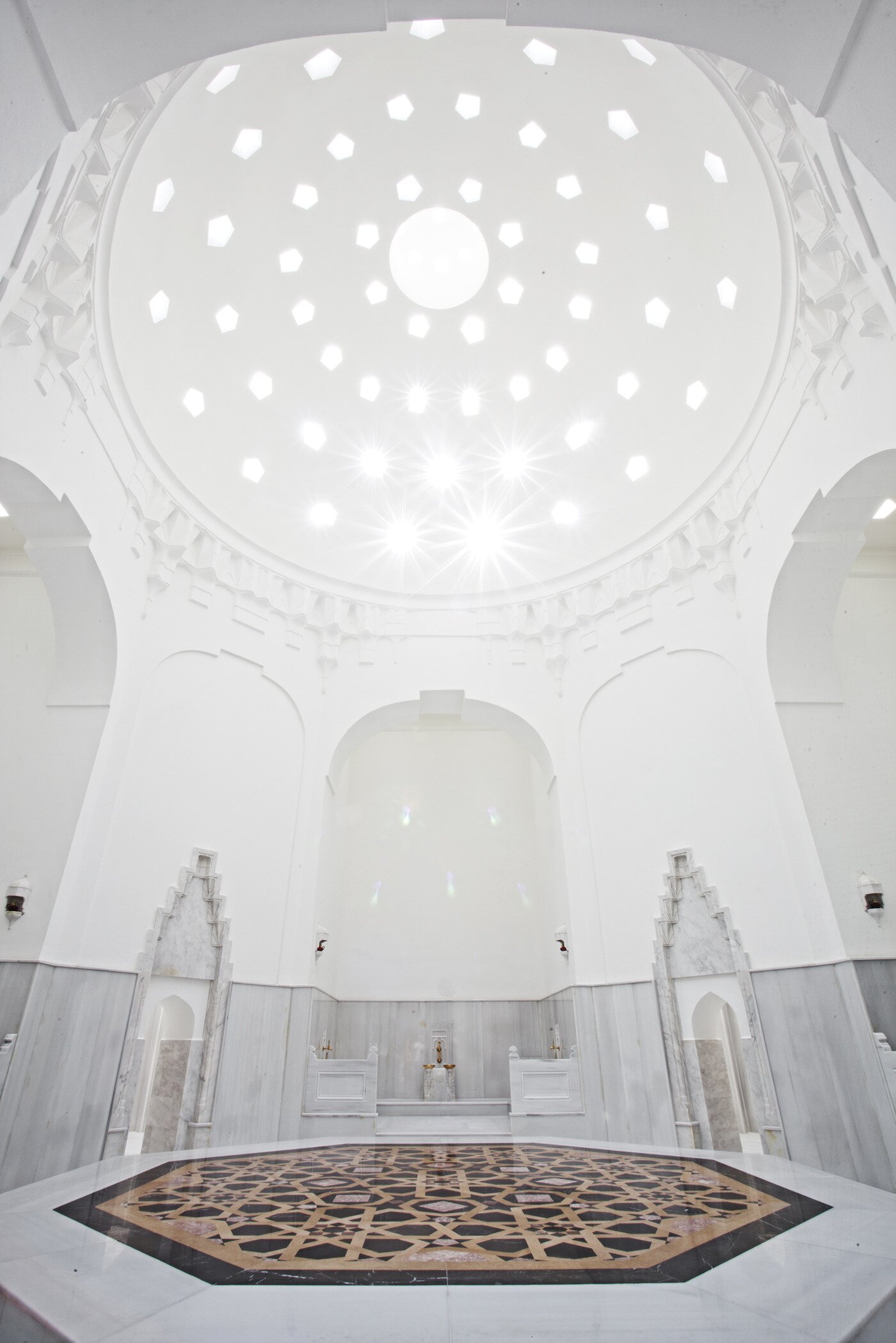 본문 이미지 - 이스탄불에서 가장 유명한 하맘인 '킬릭 알리 파사'. 터키문화관광부 제공