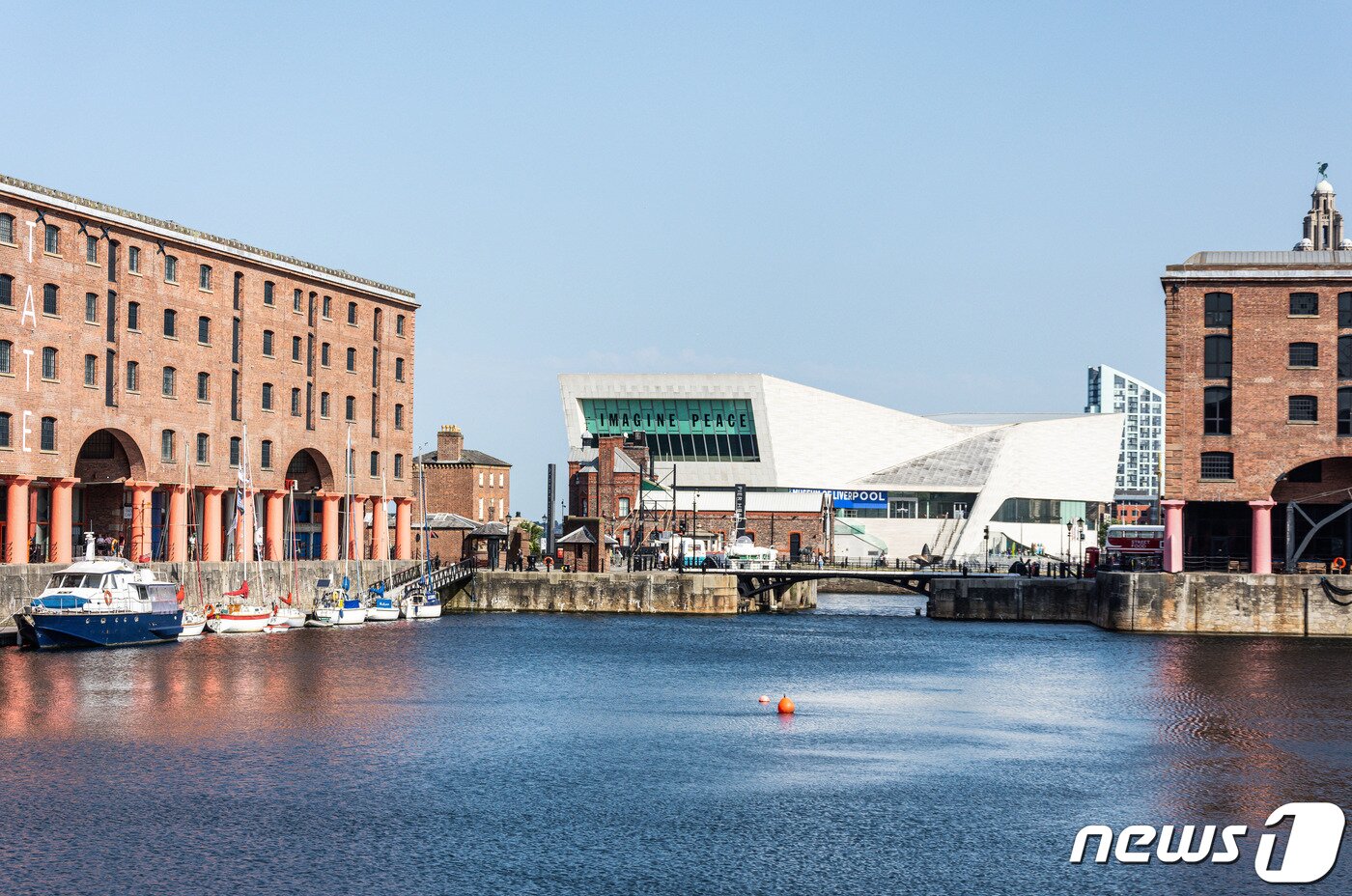 본문 이미지 - 새롭게 조성된 국제회의장과 주상복합단지(김정후 런던시티대 교수 제공)ⓒ 뉴스1