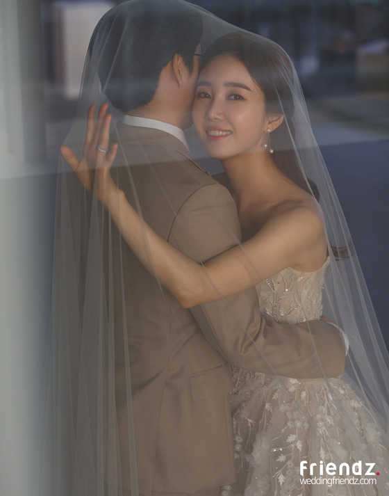 [N디데이] Kim Sol-hee, KBS announcer, married alumni of Yonsei University today