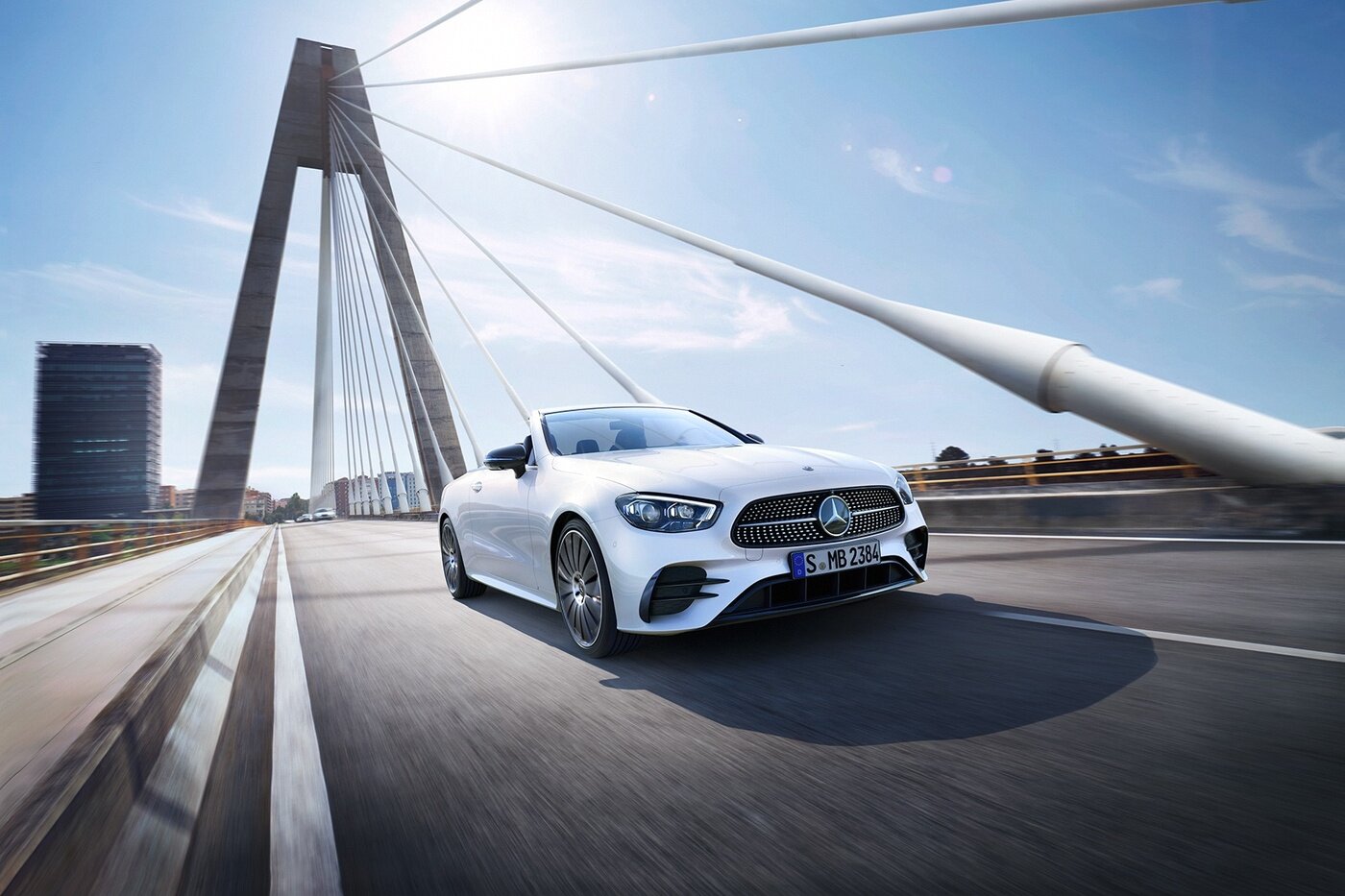 본문 이미지 - 더 뉴 E 450 4MATIC 카브리올레(메르세데스-벤츠코리아 제공)ⓒ 뉴스1