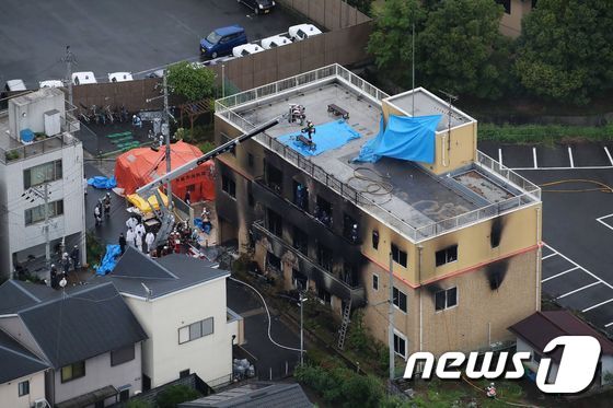 지난해 7월 교토애니메이션 스튜디오에서 방화사건이 일어나 수십명의 사상자가 발생했다.© AFP=뉴스1
