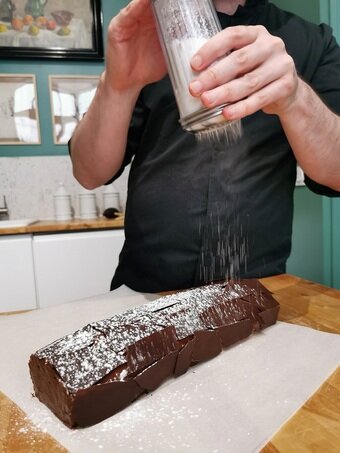 본문 이미지 - 통나무 모양 케이크 '뷔슈 드 노엘' 만들기