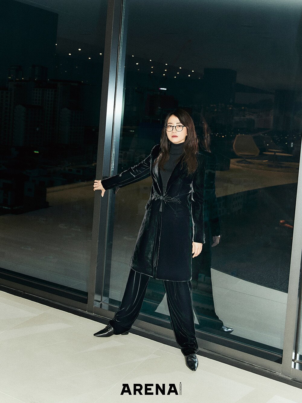 본문 이미지 - 김은희 작가/ 아레나 제공 ⓒ 뉴스1