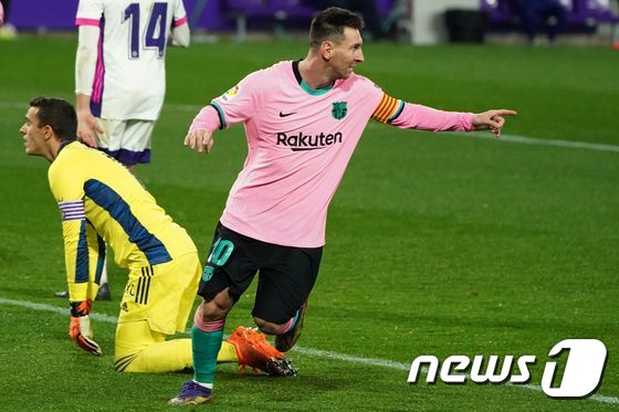 ‘644 goals in Barsha’ Messi surpasses Pele…  Most goals in a single team