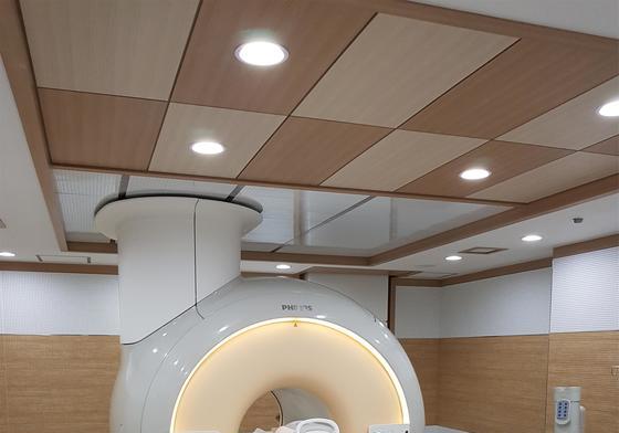 MRI 운영 문턱 낮춘다…전문의 '주 4일→주 1일' 완화