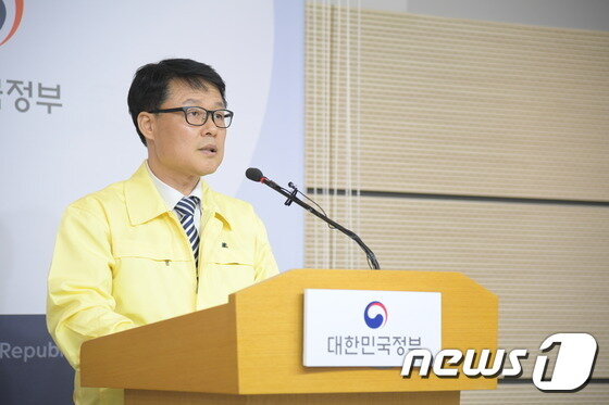 https://image.news1.kr/system/photos/2020/2/10/4047343/article.jpg/dims/optimize https://image.news1.kr/system/photos/2020/2/10/4047343/article.jpg/dims/optimize
