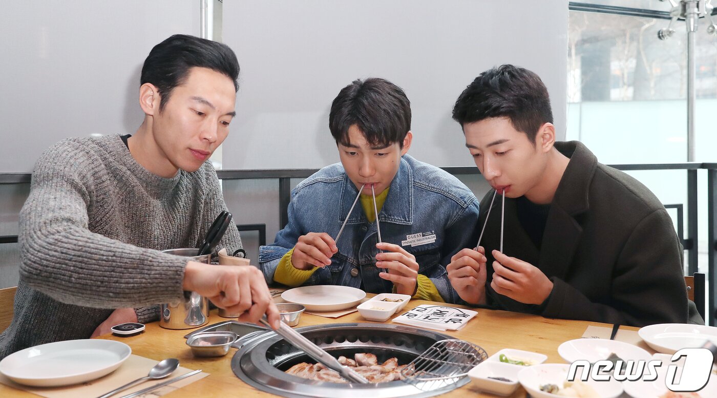 본문 이미지 -  tvN 주말드라마 ‘사랑의 불시착’ 배우 양경원(왼쪽부터)-탕준상-유수빈 ⓒ News1 김진환 기자