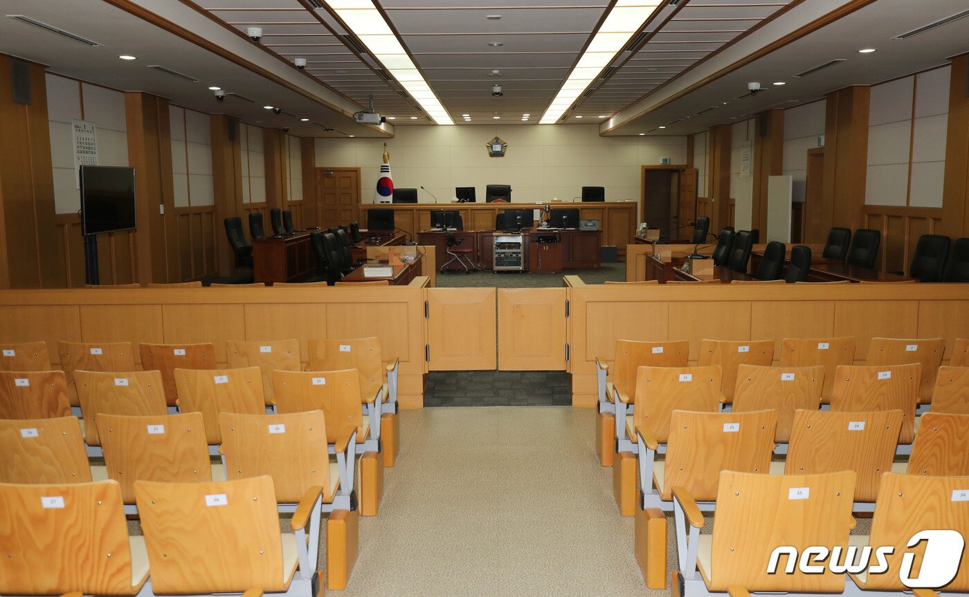 본문 이미지 - 제주지방법원 제201호 법정.ⓒ News1 오현지 기자