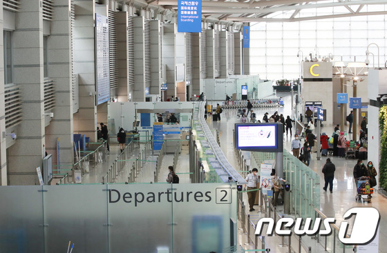 여행객 급감으로 직격탄 맞은 인천공항
