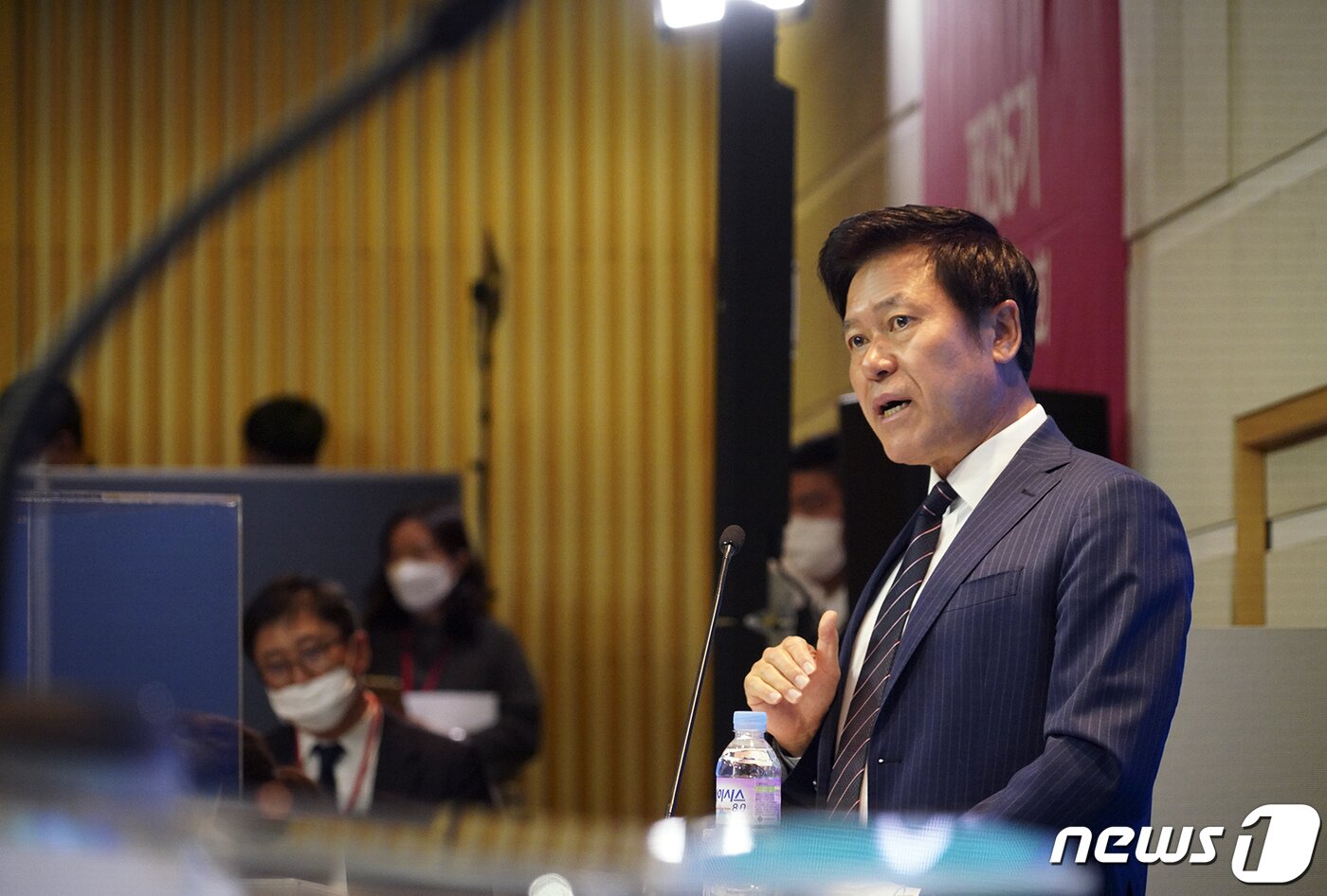 본문 이미지 - 애플의 이번 국내 미디어 시장 공식 진출은 그간 박정호 SK텔레콤 대표가 추진해온 미디어 분야 '초협력'의 결과로 분석된다.(SK텔레콤 제공) 2020.3.26/뉴스1