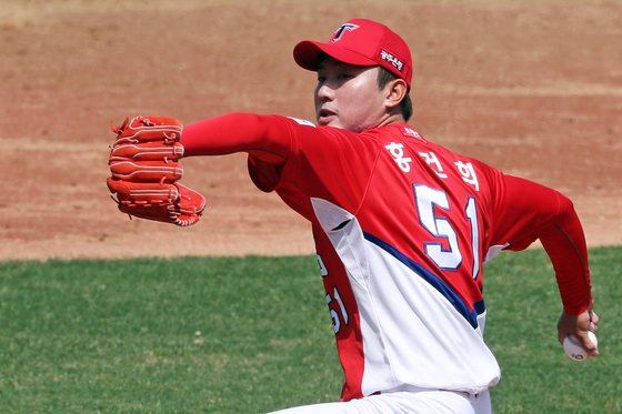 '친정 복귀 1년 만에' 홍건희, KIA서 방출…고종욱·이창진도 결별
