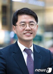 본문 이미지 - 무소속 권성중 강원원주갑 국회의원 후보/뉴스1 ⓒ News1