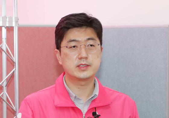 韓 소속 로펌 대표 "하정우, 주식파킹"…河 측 "스타트업 몰이해"