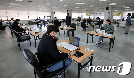 한국 바둑 대표팀은 2022 항저우 아시안게임 바둑 대표 선발전을 진행 중이다.  사진은 기사 내용과 무관. /뉴스1 © News1 박지혜 기자