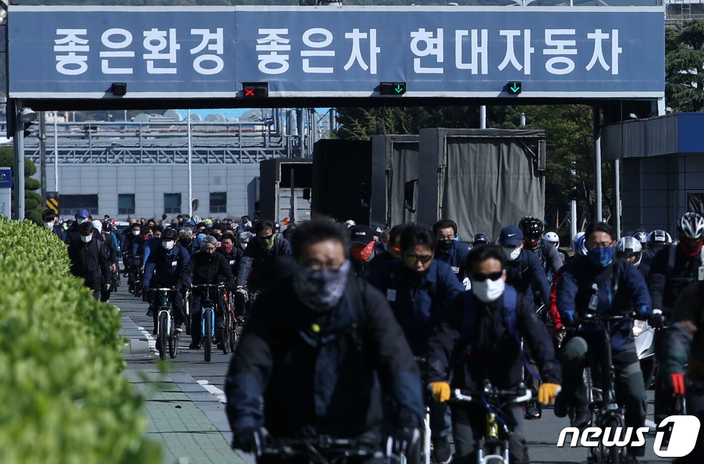 본문 이미지 -  현대자동차의 울산공장  ⓒ News1 윤일지 기자