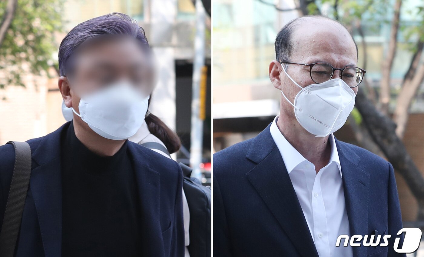 본문 이미지 - 미공개 정보를 이용해 주식을 거래한 혐의를 받는 이용한 신라젠 전 대표(왼쪽)와 곽병학 전 신라젠 감사가 16일 오전 서울 양천구 서울남부지법에 영장실질심사를 받기 위해 들어가고 있다.  2020.4.16/뉴스1 ⓒ News1 송원영 기자