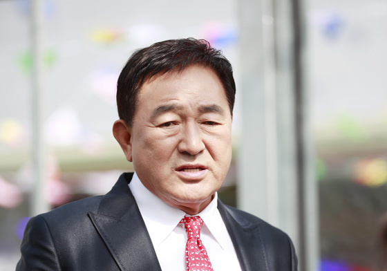 '두리랜드 사장' 임채무, 발달장애인 돕는다