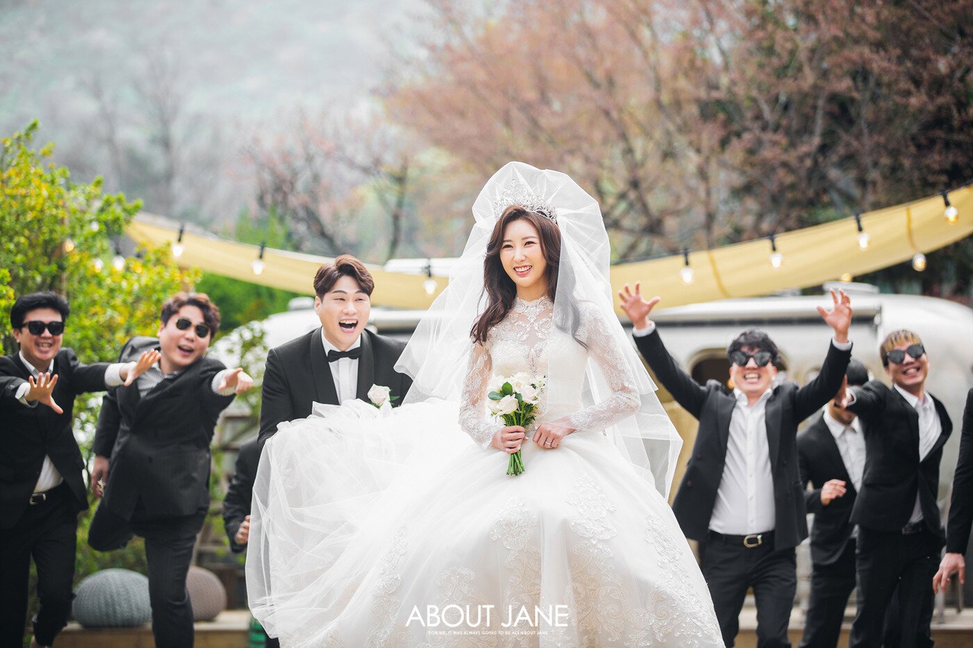 본문 이미지 - 사진출처 = 어바웃제인스튜디오, 아뜰리에로자, 더루즈플라워, 해피메리드컴퍼니, 룰루메이크업, 스타일리스트정민경, 디바인핸즈, 웨딩디렉터봉드, 마인모리 ⓒ 뉴스1