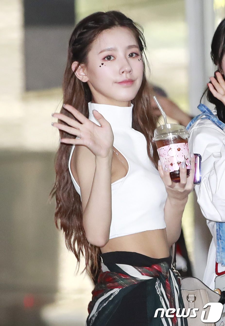 (일산=뉴스1) 권현진 기자 = (여자)아이들 미연이 29일 경기도 고양시 일산 MBC드림센터에서 열리는 MBC 에브리원 `쇼! 챔피언` 리허설에 참석하고 있다. 2020.4.29 …