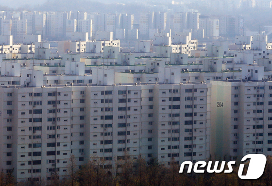 3일 서울 송파구의 아파트 단지. 2020.4.3/뉴스1 © News1 구윤성 기자