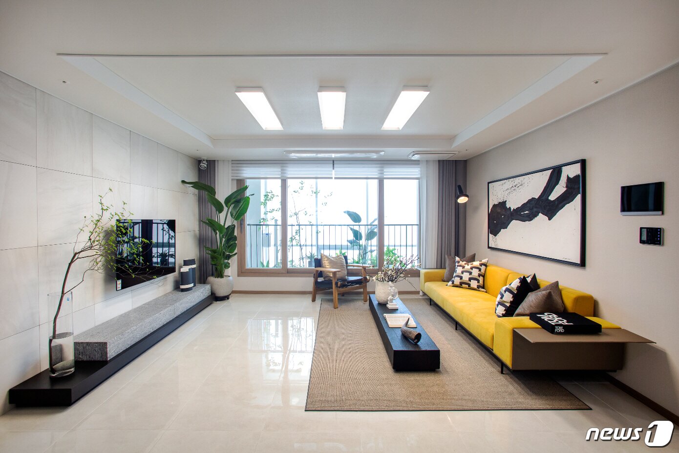 본문 이미지 - '울산 지웰시티자이' 전용 84㎡A 거실. ⓒ 뉴스1