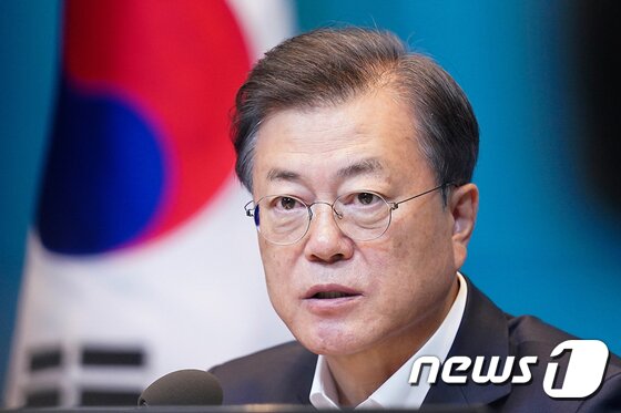https://image.news1.kr/system/photos/2020/5/12/4189736/article.jpg/dims/optimize https://image.news1.kr/system/photos/2020/5/12/4189736/article.jpg/dims/optimize