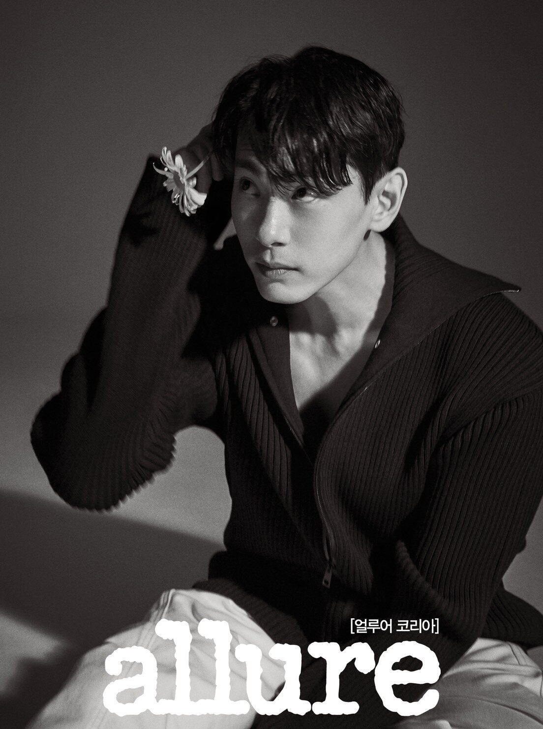 본문 이미지 - 배우 유태오/얼루어 제공ⓒ 뉴스1