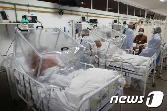  코로나19 환자들을 수용 중인 브라질의 한 병원. © AFP=뉴스1