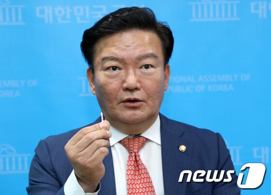 https://image.news1.kr/system/photos/2020/5/21/4204458/article.jpg/dims/optimize