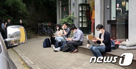 https://image.news1.kr/system/photos/2020/5/25/4207957/article.jpg/dims/optimize https://image.news1.kr/system/photos/2020/5/25/4207957/article.jpg/dims/optimize