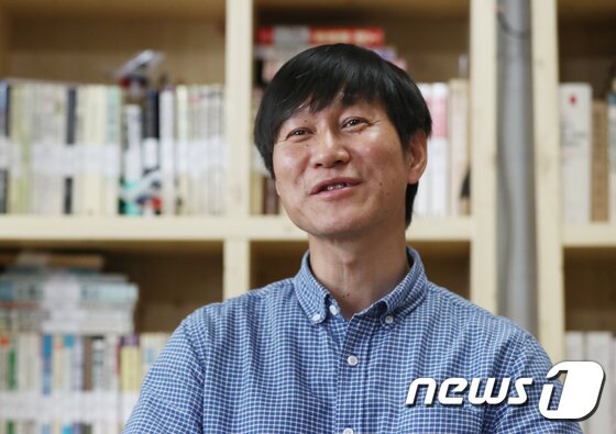 https://image.news1.kr/system/photos/2020/5/25/4208844/article.jpg/dims/optimize https://image.news1.kr/system/photos/2020/5/25/4208844/article.jpg/dims/optimize
