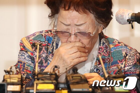 https://image.news1.kr/system/photos/2020/5/25/4209433/article.jpg/dims/optimize