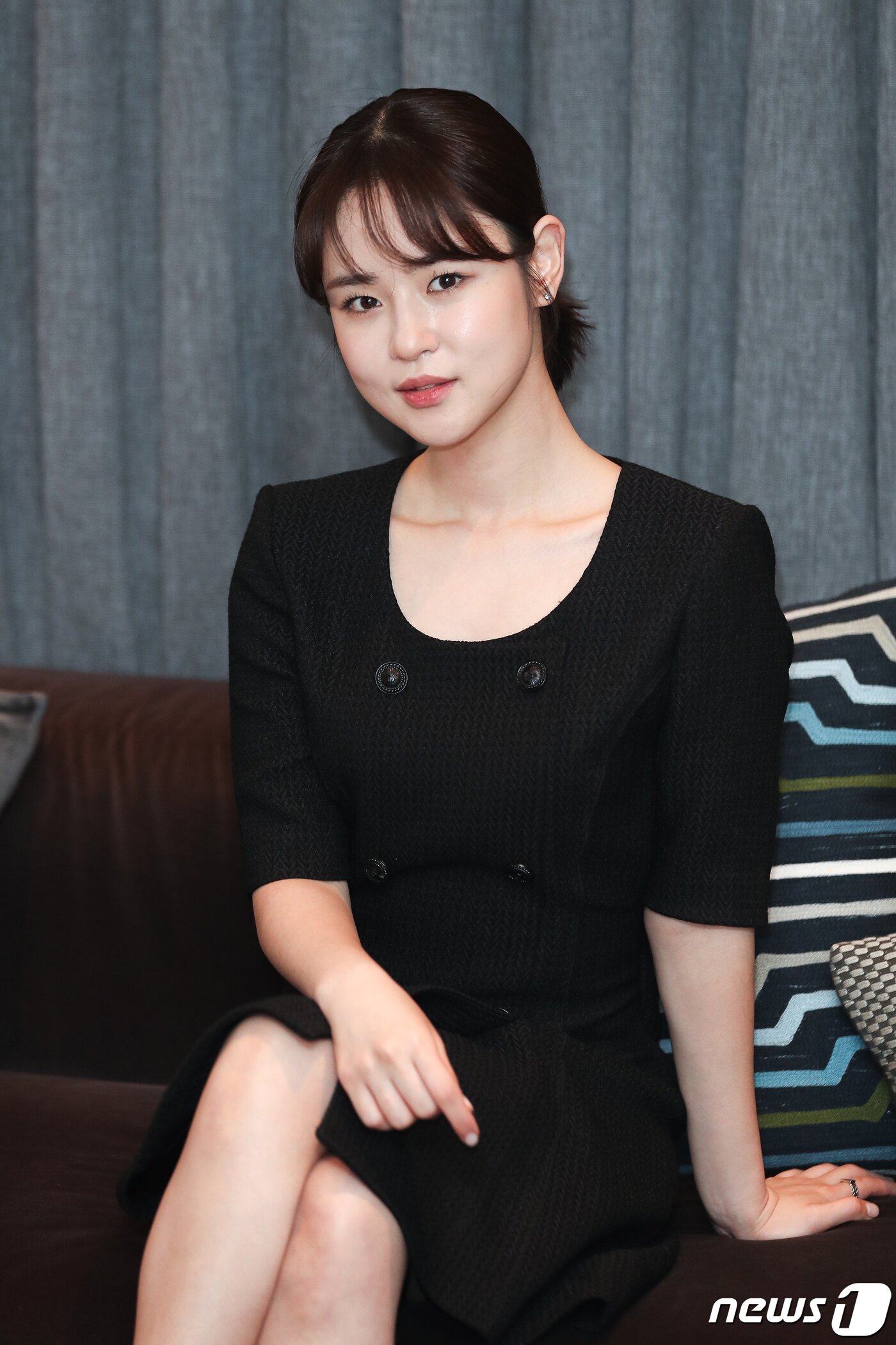 본문 이미지 - JTBC 드라마 '부부의 세계'에서 열연한 심은우가 26일 뉴스1과 인터뷰에서 앞서 포즈를 취하고 있다. 2020.5.26/뉴스1 ⓒ News1 김진환 기자