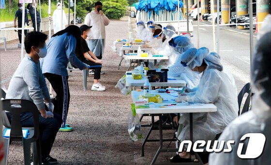 https://image.news1.kr/system/photos/2020/5/26/4211322/article.jpg/dims/optimize https://image.news1.kr/system/photos/2020/5/26/4211322/article.jpg/dims/optimize