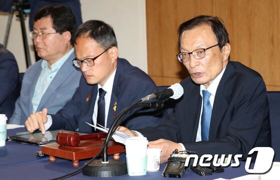https://image.news1.kr/system/photos/2020/5/27/4211875/article.jpg/dims/optimize https://image.news1.kr/system/photos/2020/5/27/4211875/article.jpg/dims/optimize