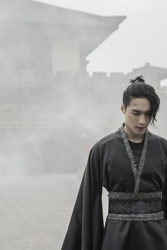 1일(월), 엑소 레이 솔로 앨범 4집 '연(蓮)(LIT)' Part.1 발매 | 인스티즈