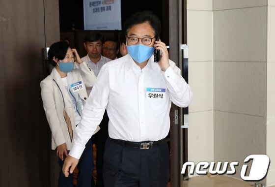 https://image.news1.kr/system/photos/2020/5/27/4212436/article.jpg/dims/optimize https://image.news1.kr/system/photos/2020/5/27/4212436/article.jpg/dims/optimize