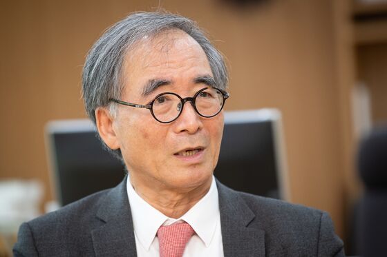 김동녕 한세예스24홀딩스 대표, 작년 보수 5억8674억 수령