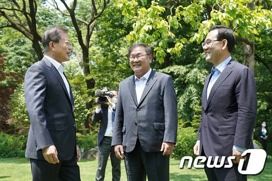 https://image.news1.kr/system/photos/2020/5/28/4214985/article.jpg/dims/optimize https://image.news1.kr/system/photos/2020/5/28/4214985/article.jpg/dims/optimize