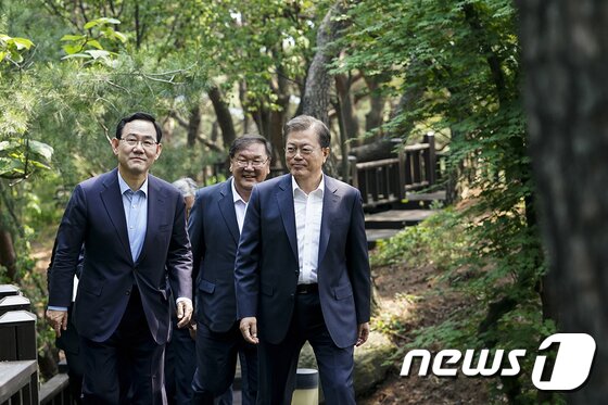 https://image.news1.kr/system/photos/2020/5/29/4216790/article.jpg/dims/optimize https://image.news1.kr/system/photos/2020/5/29/4216790/article.jpg/dims/optimize
