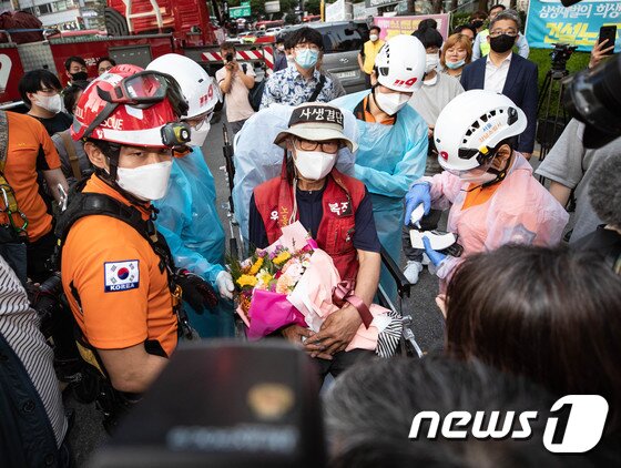 https://image.news1.kr/system/photos/2020/5/29/4217147/article.jpg/dims/optimize https://image.news1.kr/system/photos/2020/5/29/4217147/article.jpg/dims/optimize