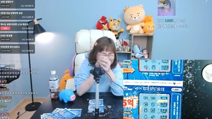 본문 이미지 - [루시아] 5월 31일의 루시아입니당 트위치TV 방송화면 갈무리 ⓒ 뉴스1