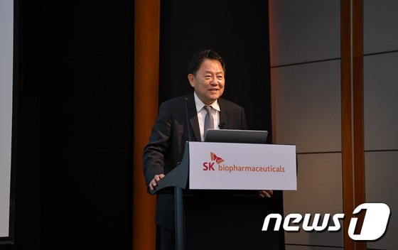 조정우 SK바이오팜 대표이사가 15일 열린 온라인 기업공개(IPO) 기자간담회에서 발언하고 있다. (SK바이오팜 제공) © 뉴스1