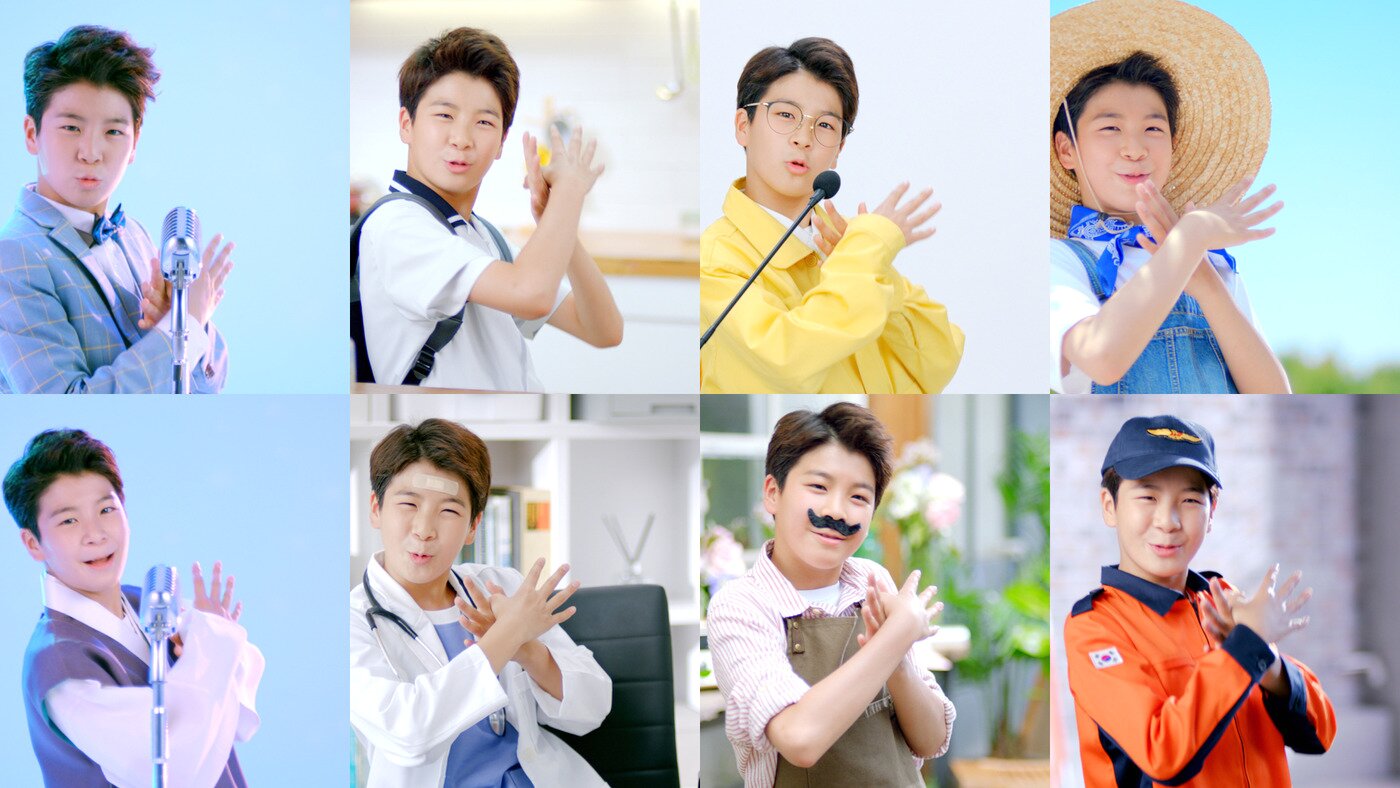 본문 이미지 - 정동원군이 틱톡 '동행나비 챌린지'에 참여해 나비 동작을 하고 있다. 