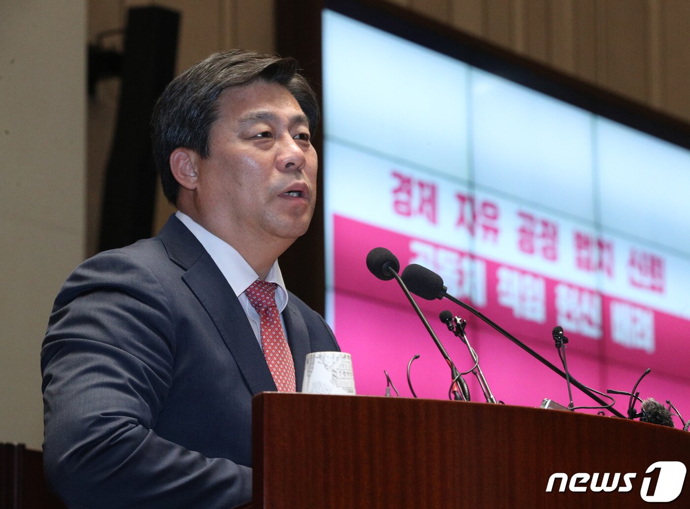 본문 이미지 - 김선동 전 의원/뉴스1 ⓒ News1 신웅수 기자
