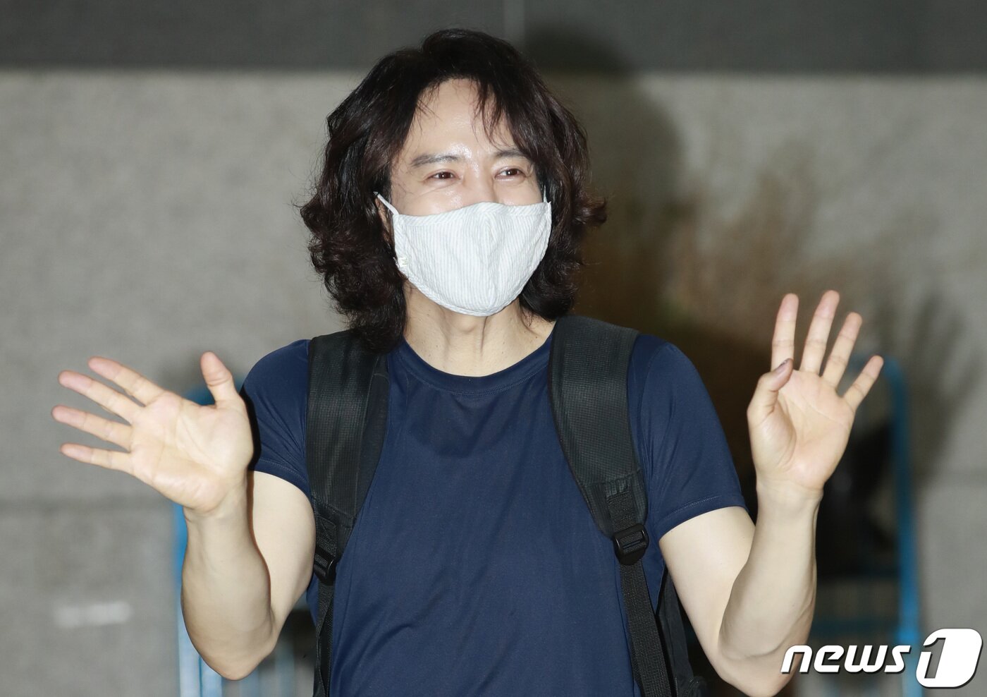 본문 이미지 - '팬들 응원에 기운 숑숑'ⓒ News1