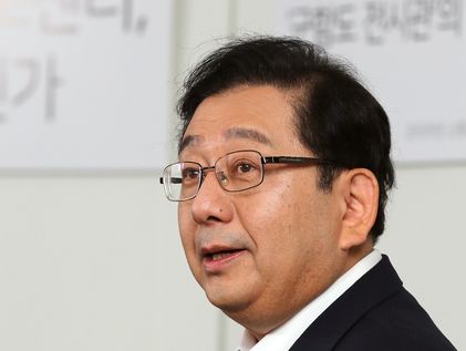 "호사카유지, 근거 없이 위안부 주장" 시민단체 대표, 400만원 배상