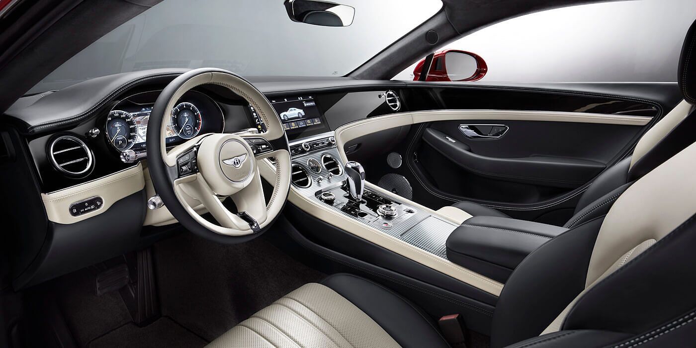 본문 이미지 - 벤틀리 3세대 신형 '컨티넨탈 GT V8'ⓒ 뉴스1