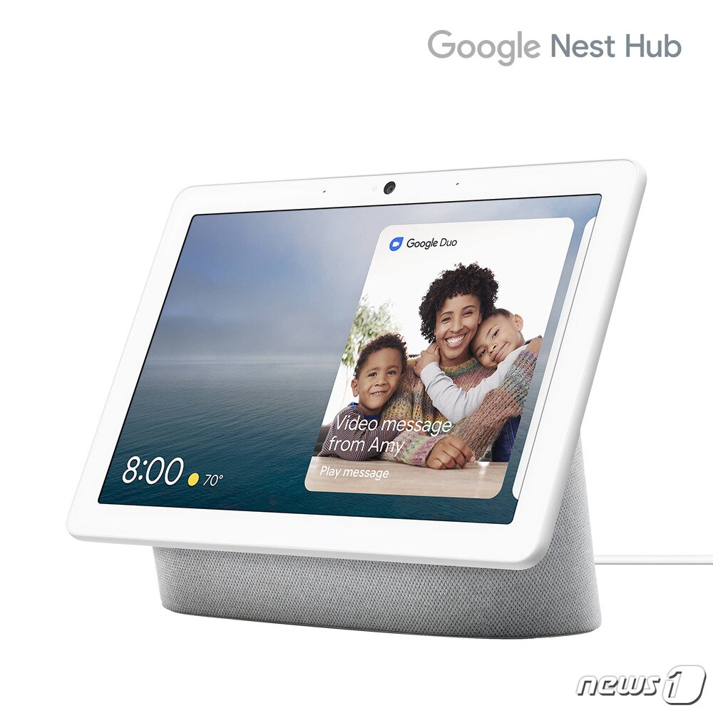 본문 이미지 - 구글 인공지능 스피커 '네스트허브' 이미지 (신세계아이앤씨 제공) ⓒ 뉴스1